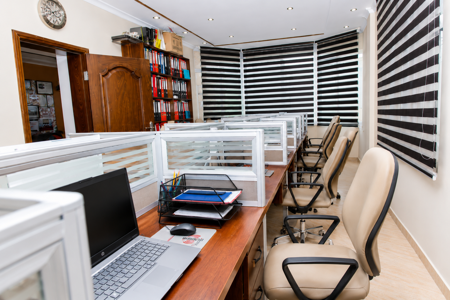 SAS Logistics office workspace